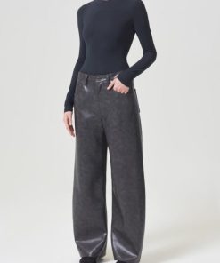 Theroamingcompany.shop04de98f28d 4