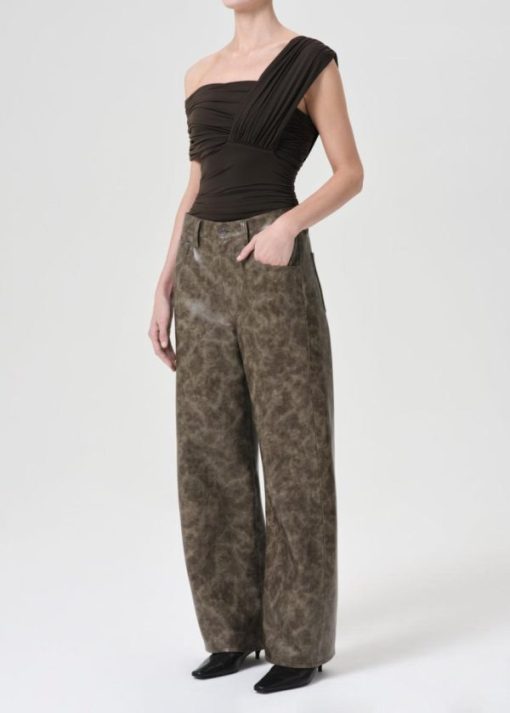 Theroamingcompany.shop30f9a9b075 5