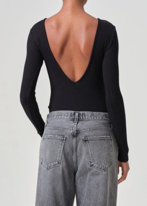 Theroamingcompany.shop5e3b02d279 4
