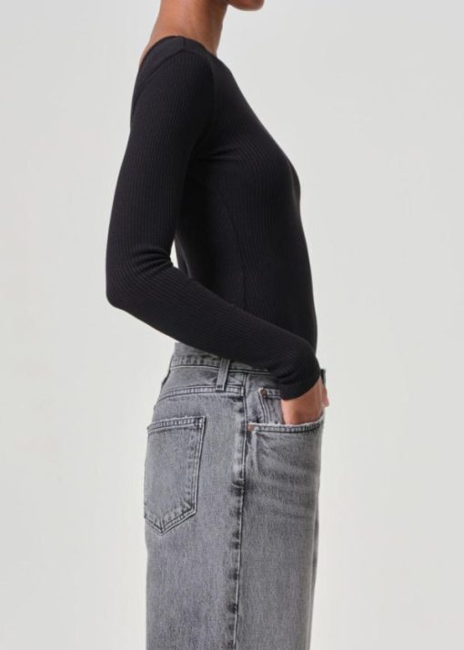 Theroamingcompany.shop5e3b02d279 5