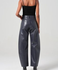 Theroamingcompany.shop61d0f820e6 2