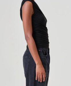 Theroamingcompany.shop7b0a17e339 4