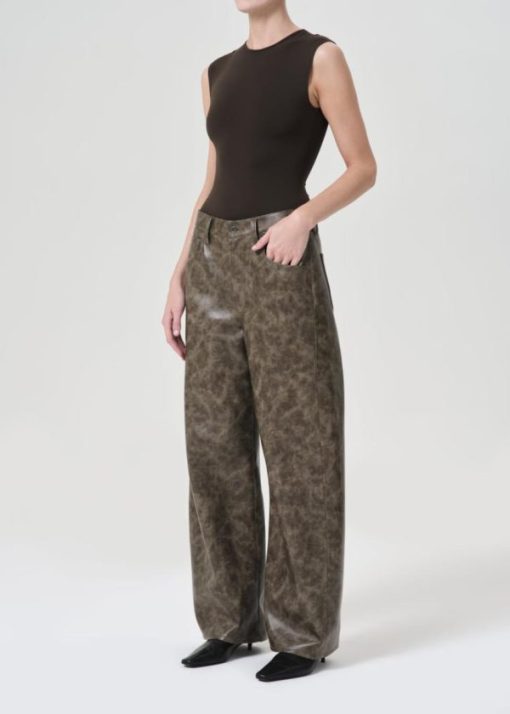 Theroamingcompany.shop8522b84925 5