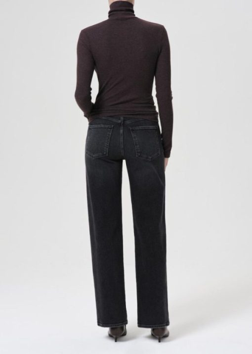 Theroamingcompany.shop8654ec7b95 2