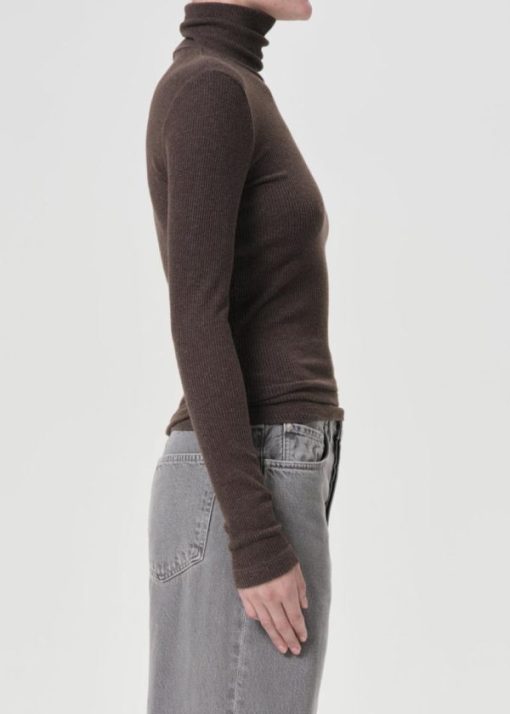 Theroamingcompany.shopd557faa1fb 4